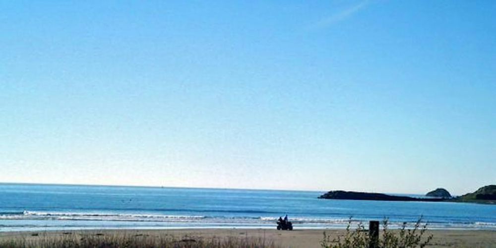 Anchor Beach Inn photo 16