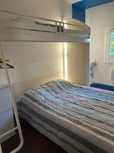 Economy Triple room