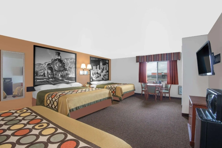 Sextuple Suite