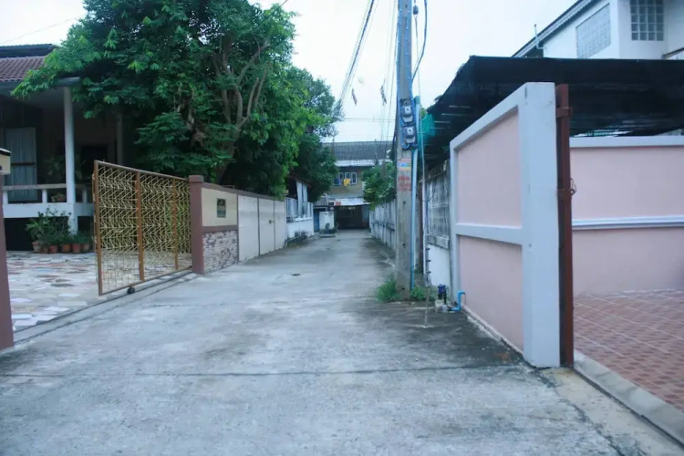 Buriram The Big House, 3 Bedrooms, 3 Bathrooms