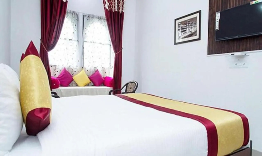 Fabhotel Prime Vallabh Villas