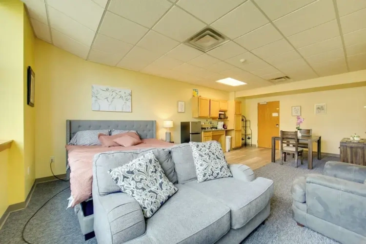 1 Bedroom Apartment