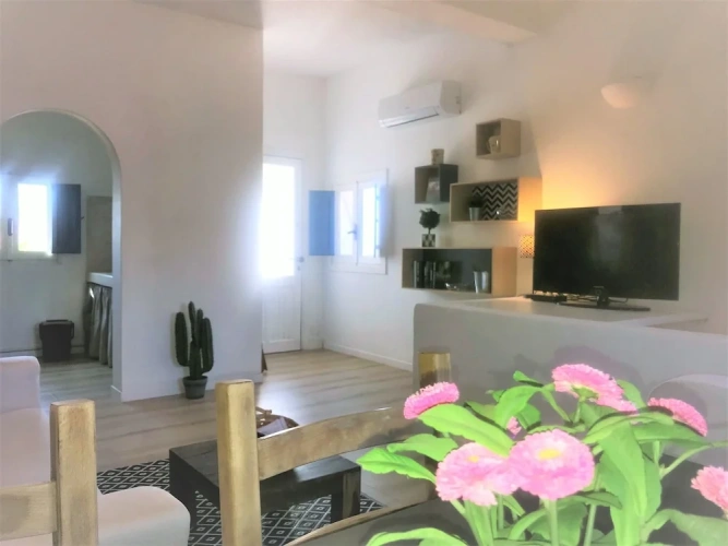 2 Bedrooms Family Apartment with ocean view