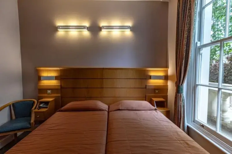 Twin room
