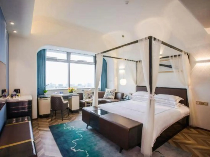 Relex Hotel