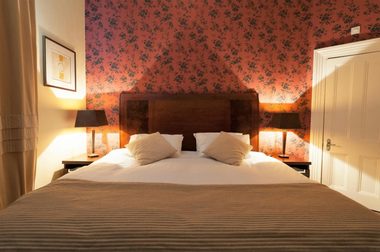 Town House Rooms