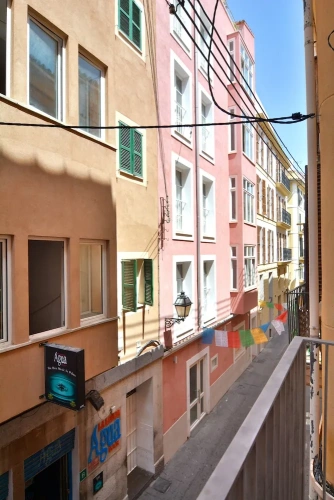 1 Bedroom Apartment with balcony