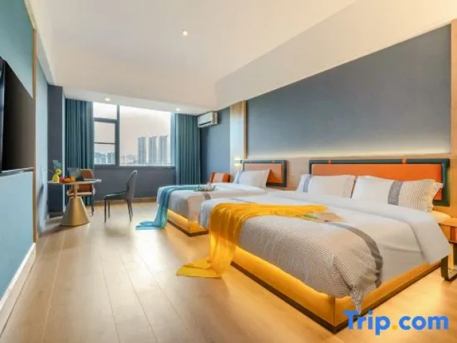 Standard Twin Family room
