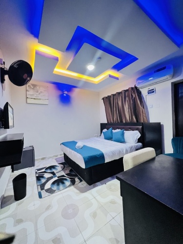 Royal room