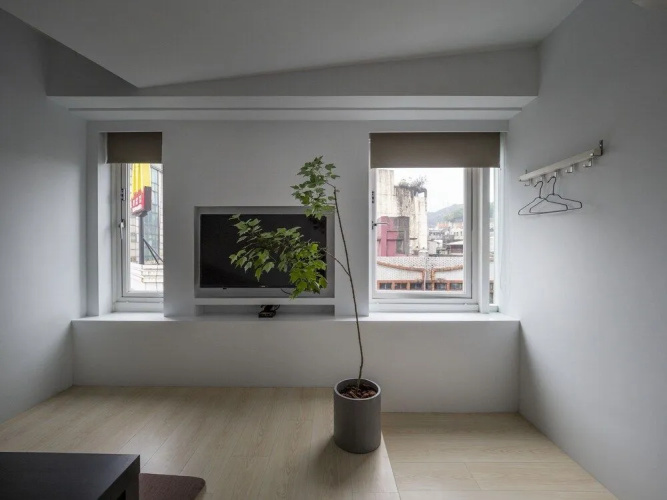 LIGHT INN - Hostel