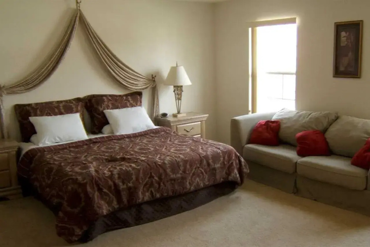 Disney Area Standard Homes