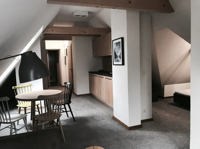 Monte House Apartments