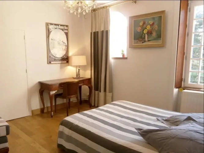 Quintuple Family Suite