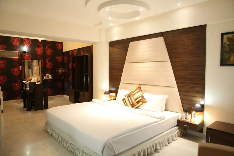 Pride Premier Solitaire Dehradun