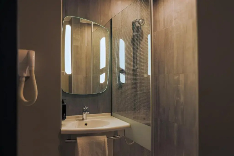 ibis Lyon Nord