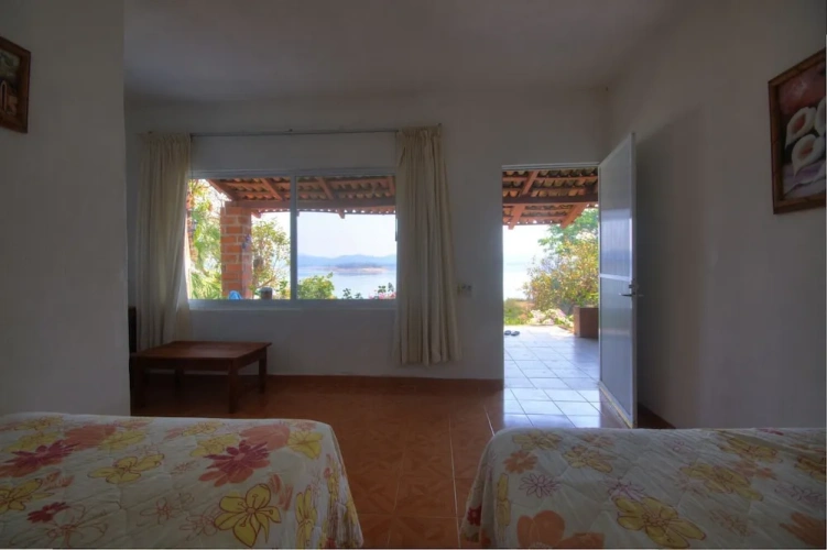 Standard Sextuple room with lake view