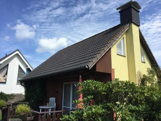 2 Bedrooms Cottage