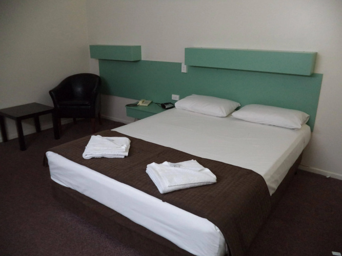 Longreach Motel