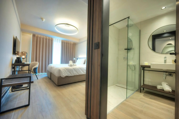 Aste Hotel