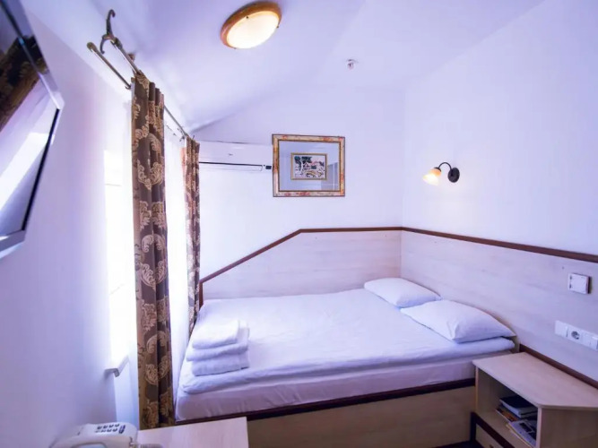 Фотография номера гостиницы Версаль