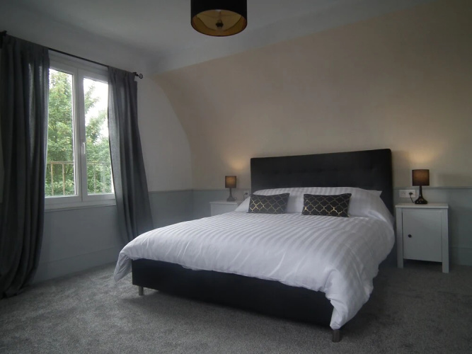 No 6 Bed & Breakfast