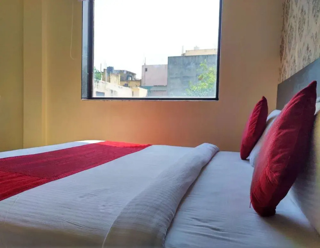 Hotel E Suites