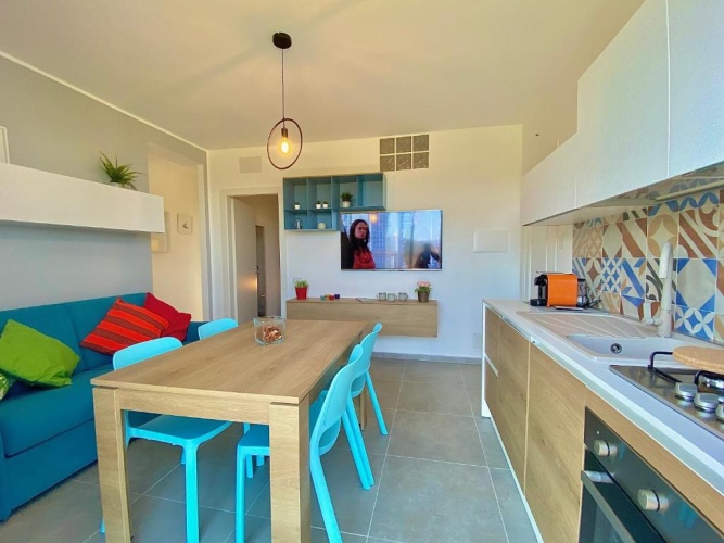 2 Bedrooms Apartment