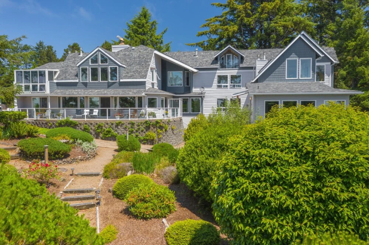 Ocean House Bed and Breakfast