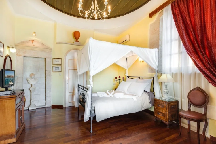 Standard Double room with balcony and with sea view