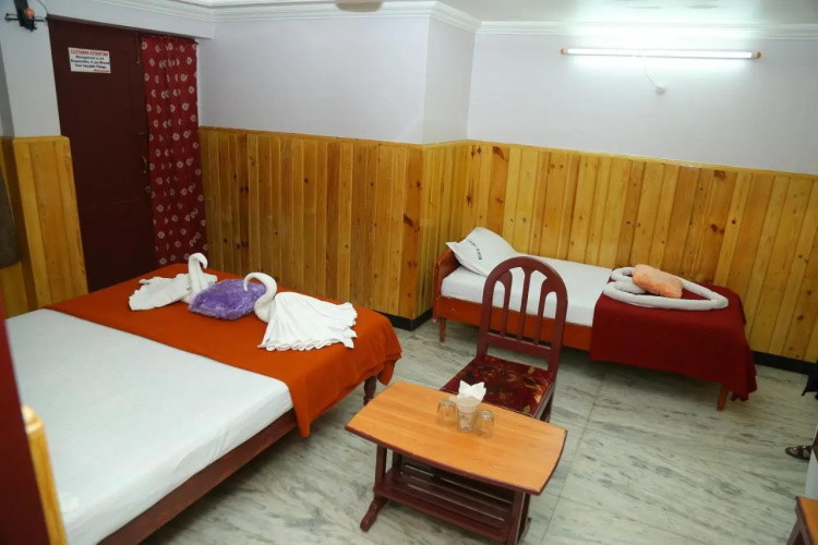 Hotel Nandha