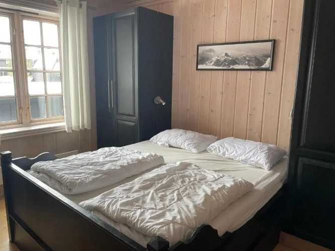3 Bedrooms Apartment