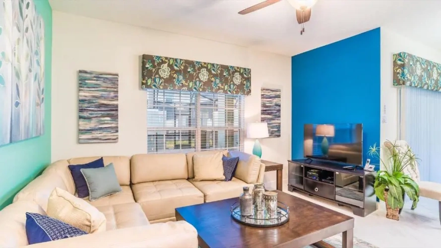 4 Bedrooms Cottage