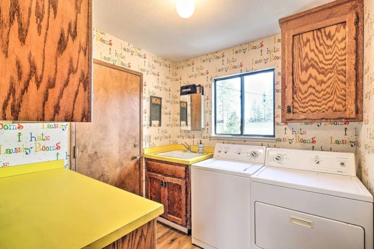 4 Bedrooms Cottage