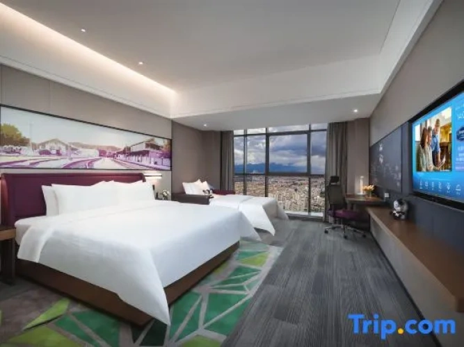 Comfort Double Family room with city view