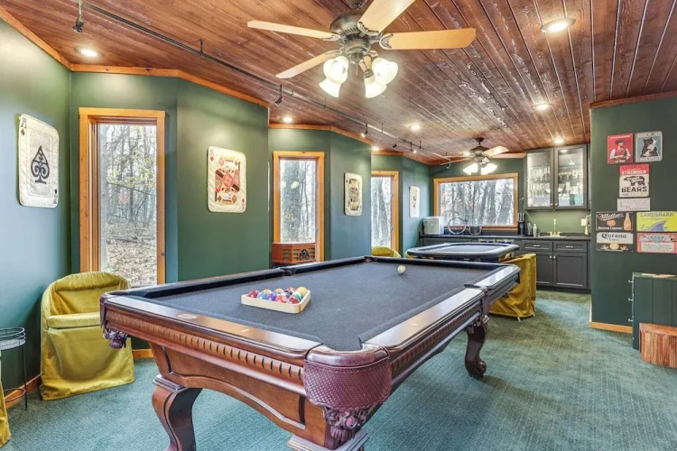 4 Bedrooms Cottage