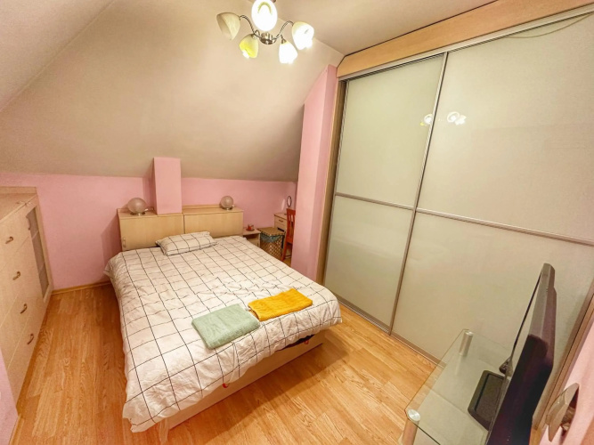 Comfortable Apartment in Comunicative Location