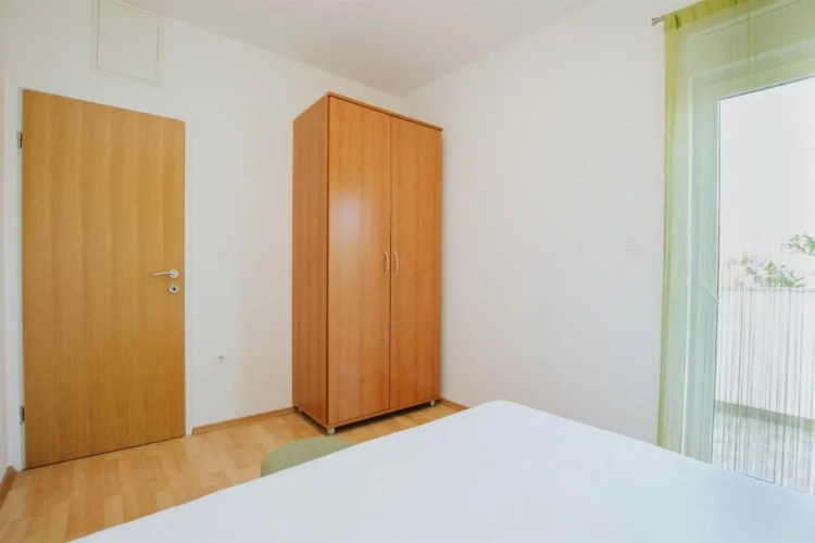 Apartments Dome - 30 m from beach