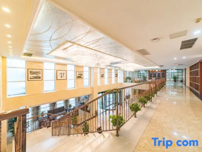 Oriental Garden Hotel