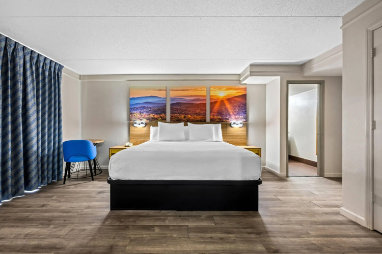 Days Inn By Wyndham Birmingham/West