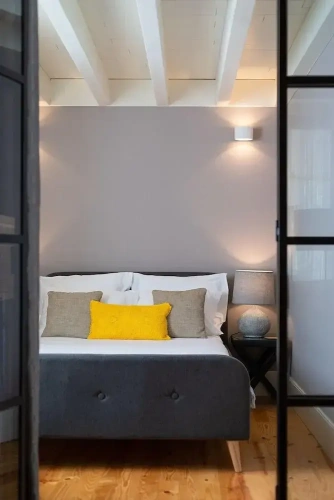 Deluxe Attic room