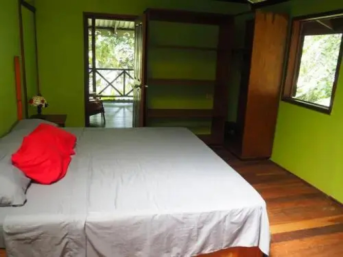 Cabinas Punta Uva
