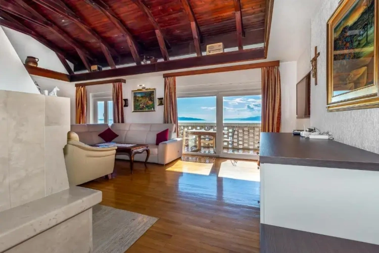 3 Bedrooms Apartment with balcony and with sea view