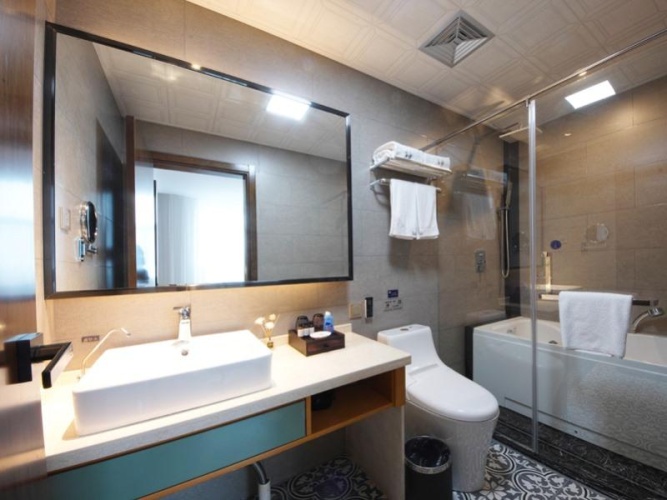Deluxe Suite