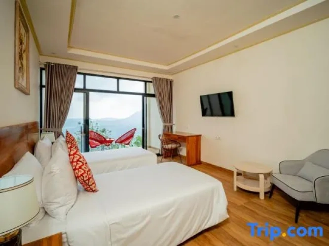 Deluxe Double room with mountain view