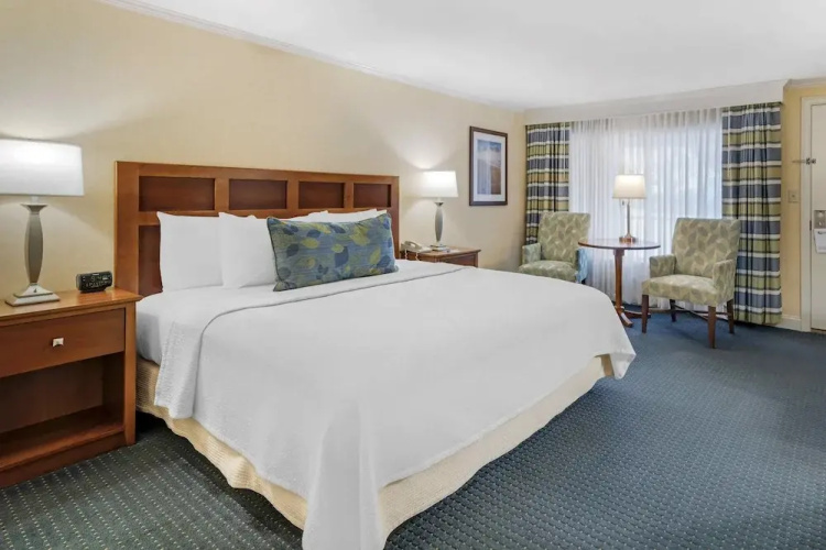 Juniper Hill Inn