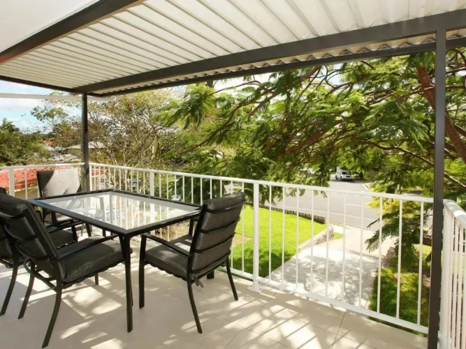2 Bedrooms Cottage