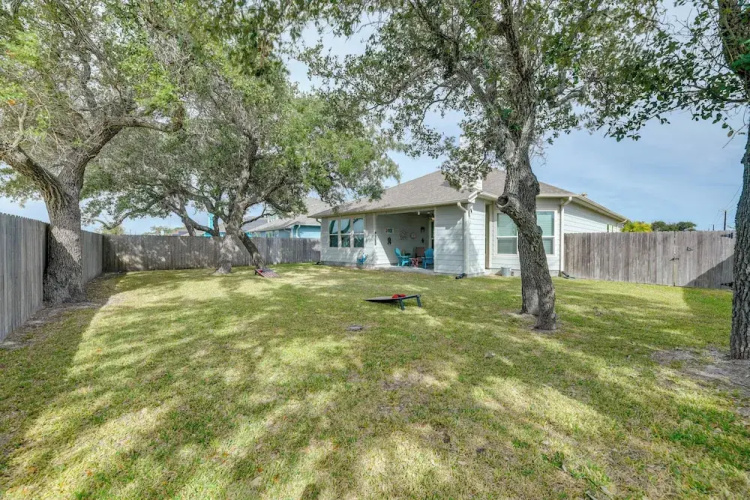 Charming Fulton Retreat < 1 Mi to Ocean & Pier!