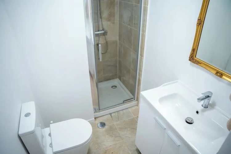 Standard Quadruple room with garden view