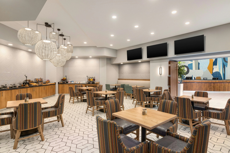 Doubletree By Hilton Fort Myers At Bell Towershops photo 30