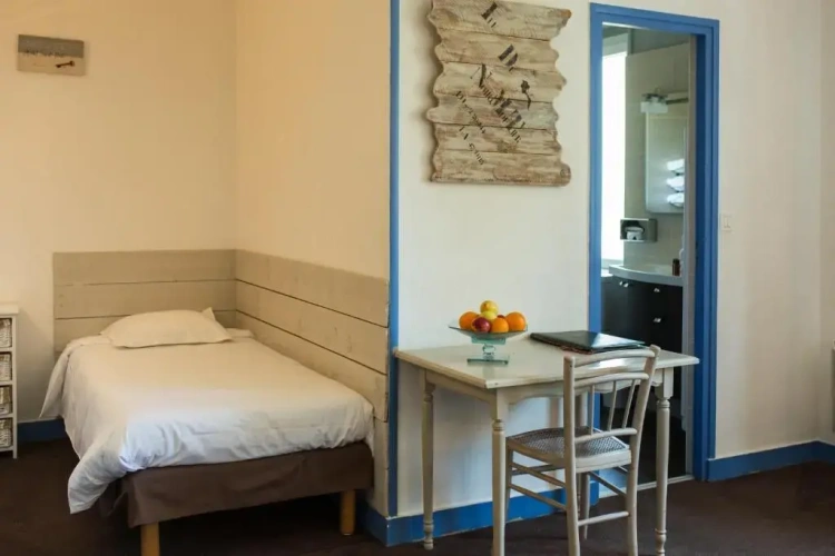 Standard Double room with view